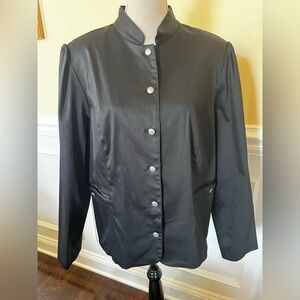 Mandarin Collar, Single Breasted Long Sleeves Black, military inspired Blazer.